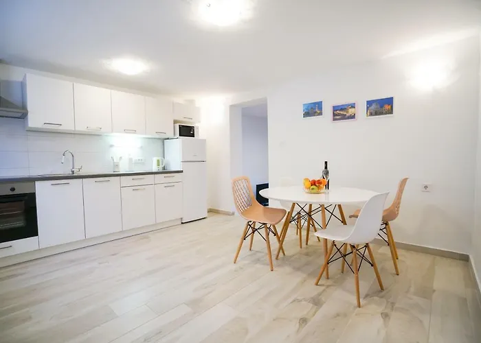 Apartment S&J
